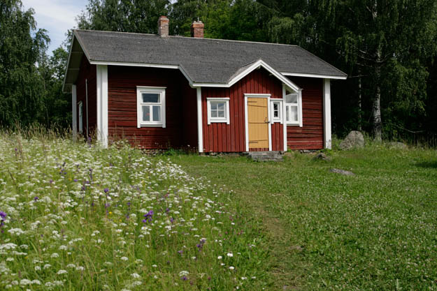 Linnansaaren torppa
